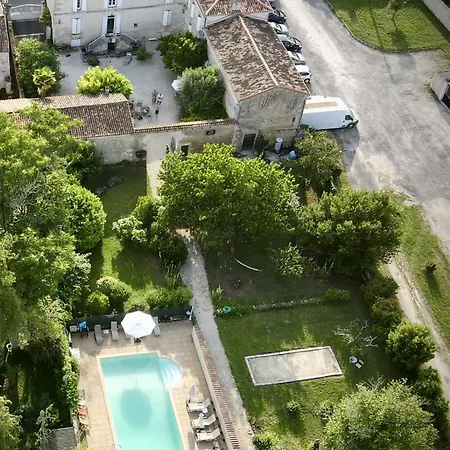 Holiday home Le Bonheur Hiersac